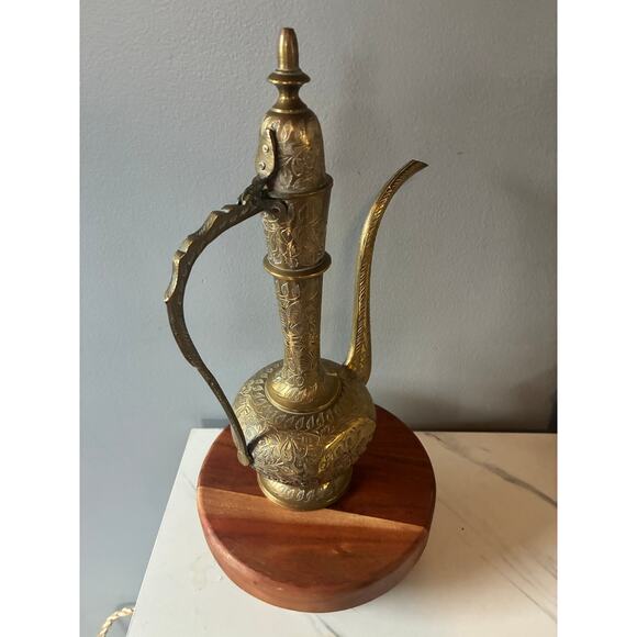 Vintage Hand-Engraved Solid Brass Ewer Pitcher – Ornate Middle Eastern Style - Picture 4 of 11